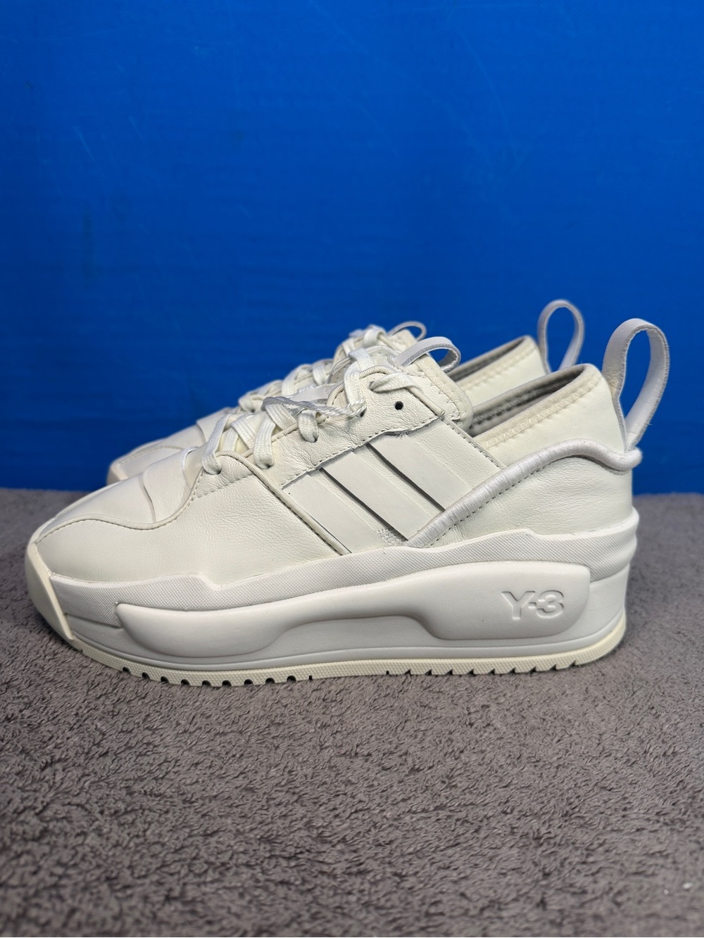 Adidas Y-3 rivalry
Off white
Brand new - Picture 3 of 11